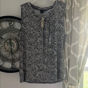 Ann Taylor Monochrome Sleeveless Blouse